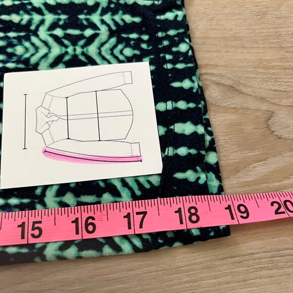 🌾CJ Banks Ombre Geometric Blouse, 3X - Stunning & Comfortable! - Picture 8 of 8